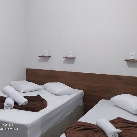 Pousada Quarto Com Ventilador,Ar Frigobar E Garagem Aparecida  Ngoại thất bức ảnh